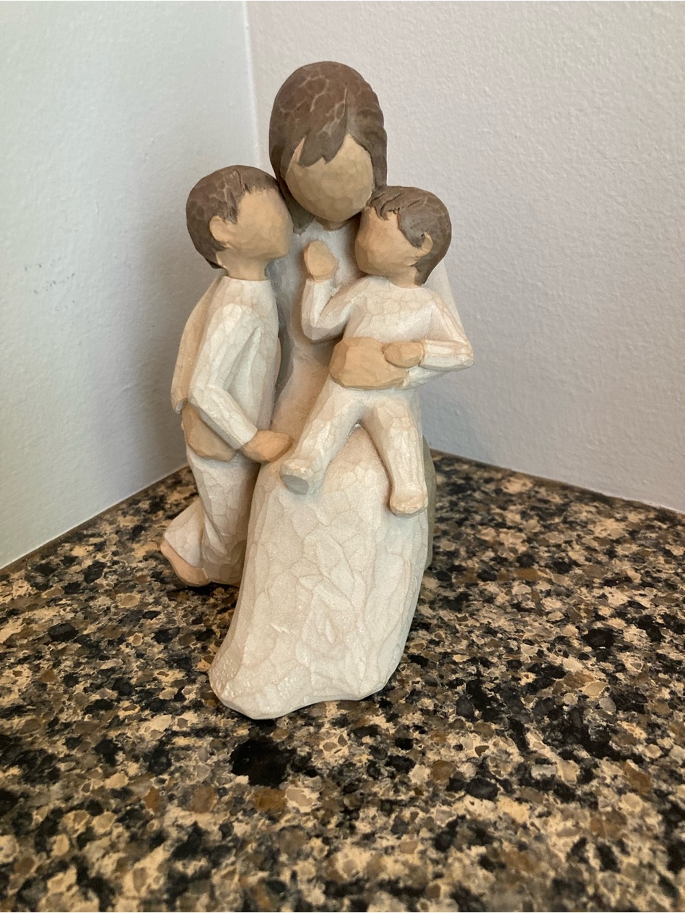 Willow Tree ‘Quietly’ Mother and Children Demdaco Figurine